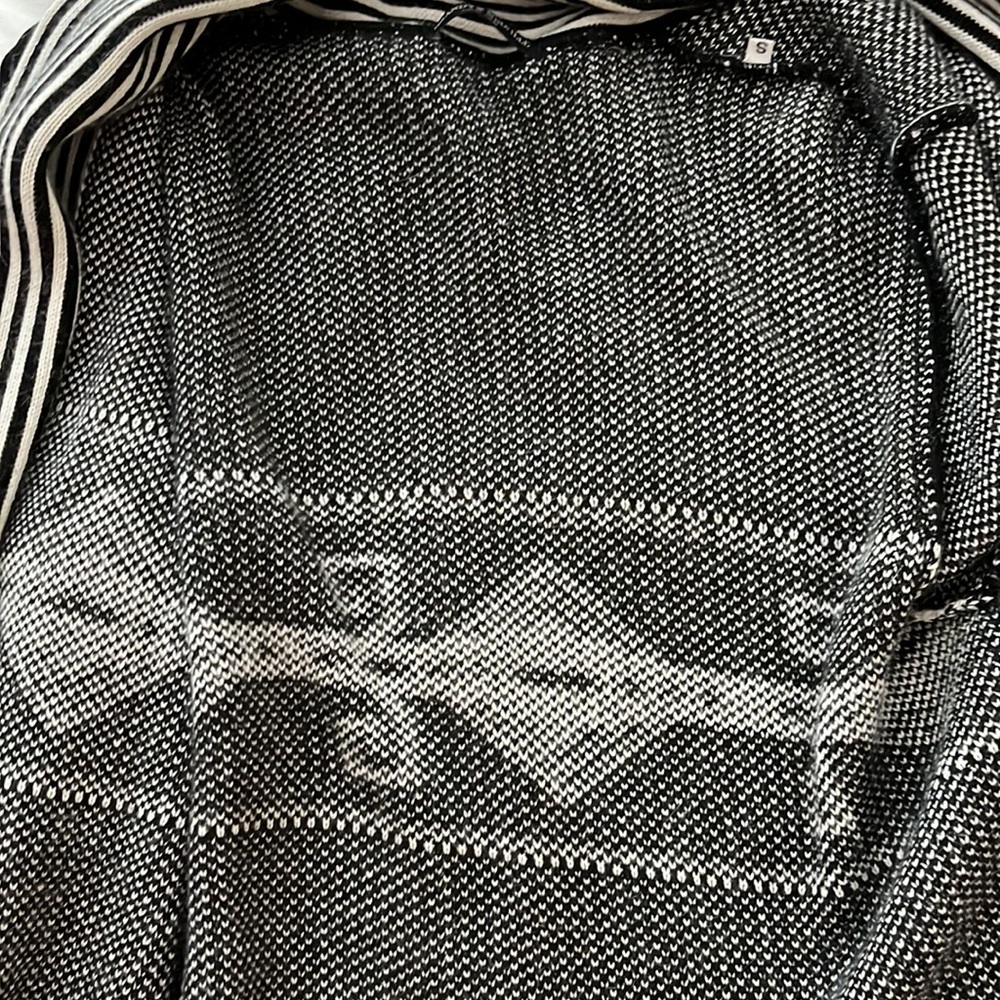 ✨HOST PICK✨ Brandy Melville Knit Cardigan with tribal print ‼️SALE‼️ - Picture 9 of 9